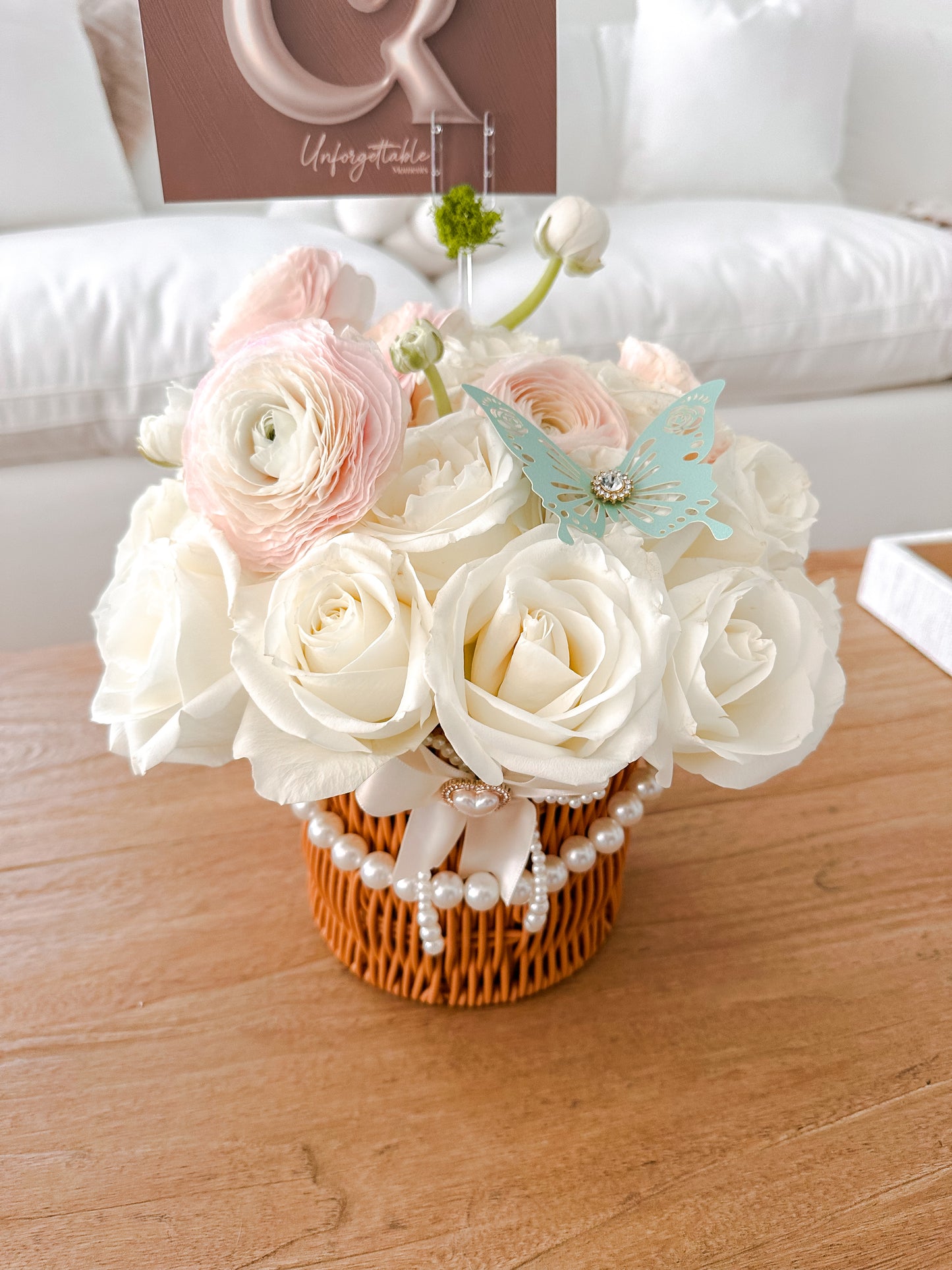 Elegant mini Bloom Basket