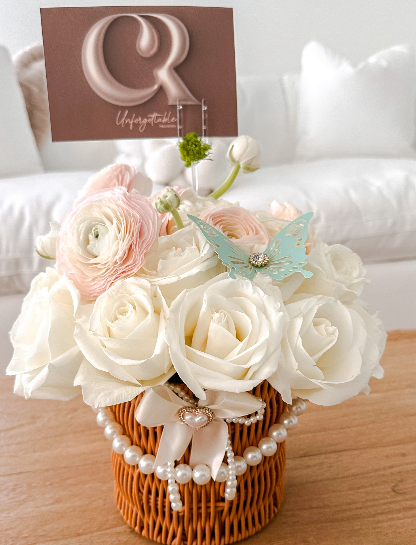 Elegant mini Bloom Basket