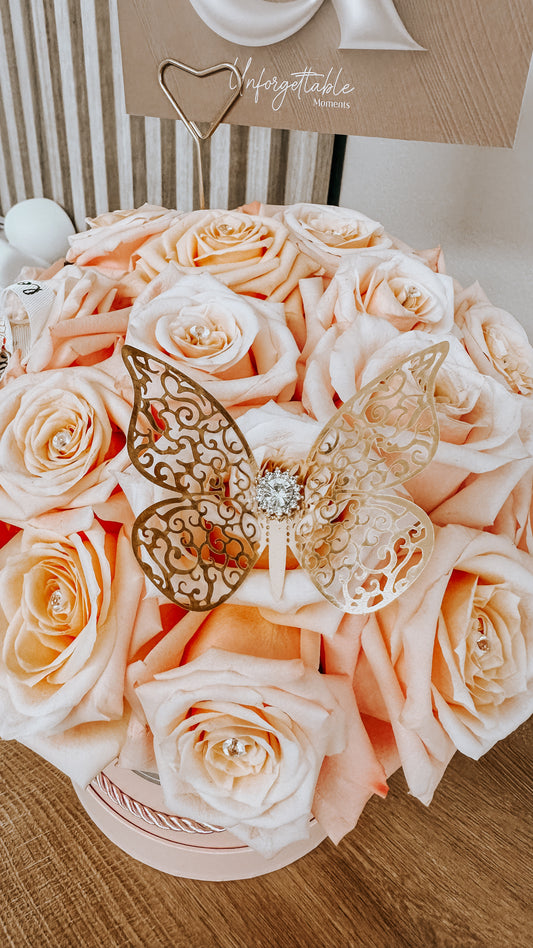 Ethereal Blossom 25 pastel Roses